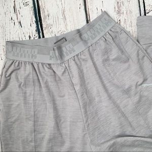 Puma Pants - Puma Grey Silver Size Large Jogger Pants Puma Pants - Puma Grey Silver Size Large Jogger Pants